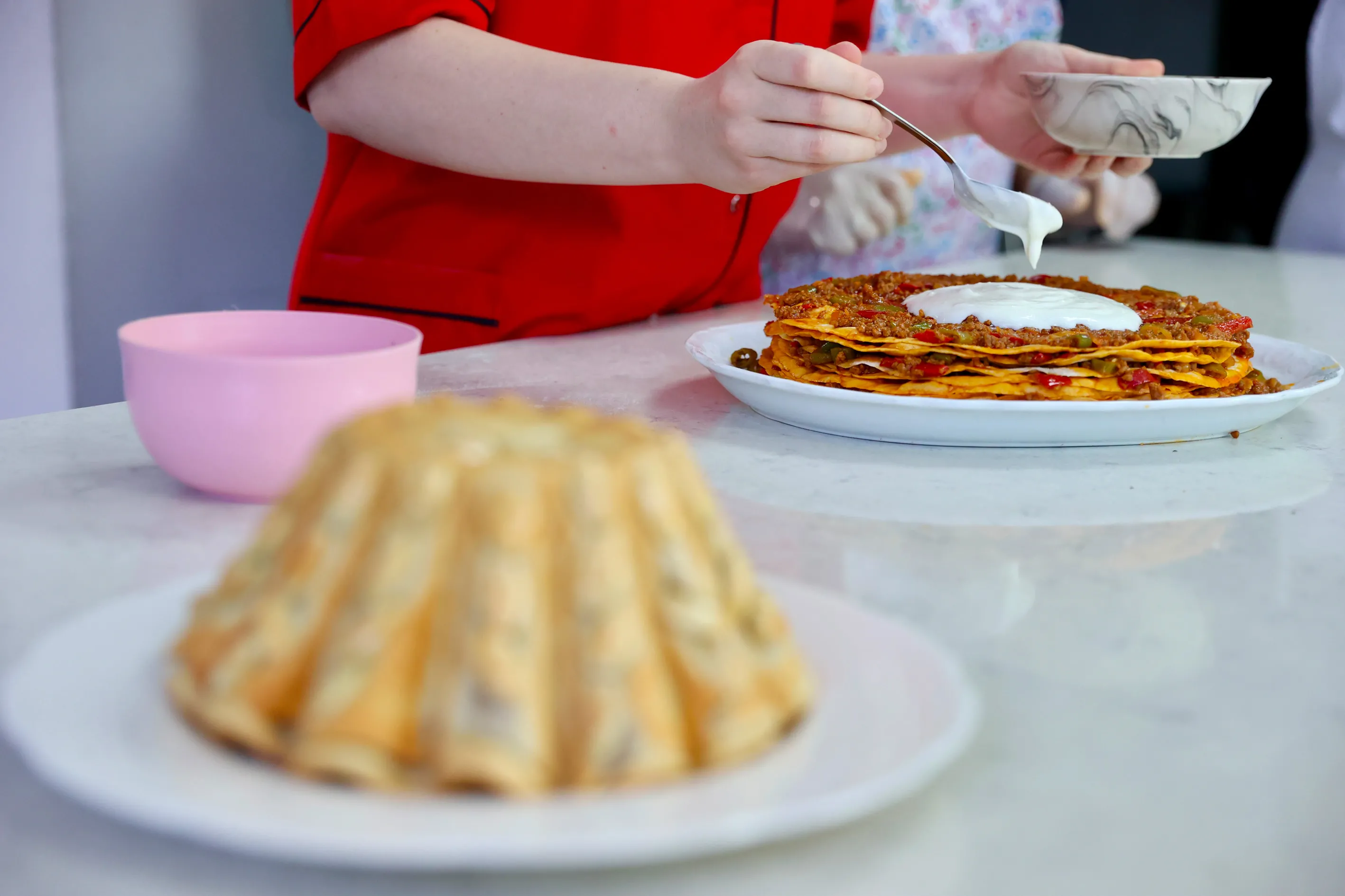 Buca’da mutfak önlükleri kariyer için bağlandı: Kadınlar geleceği pişiriyor