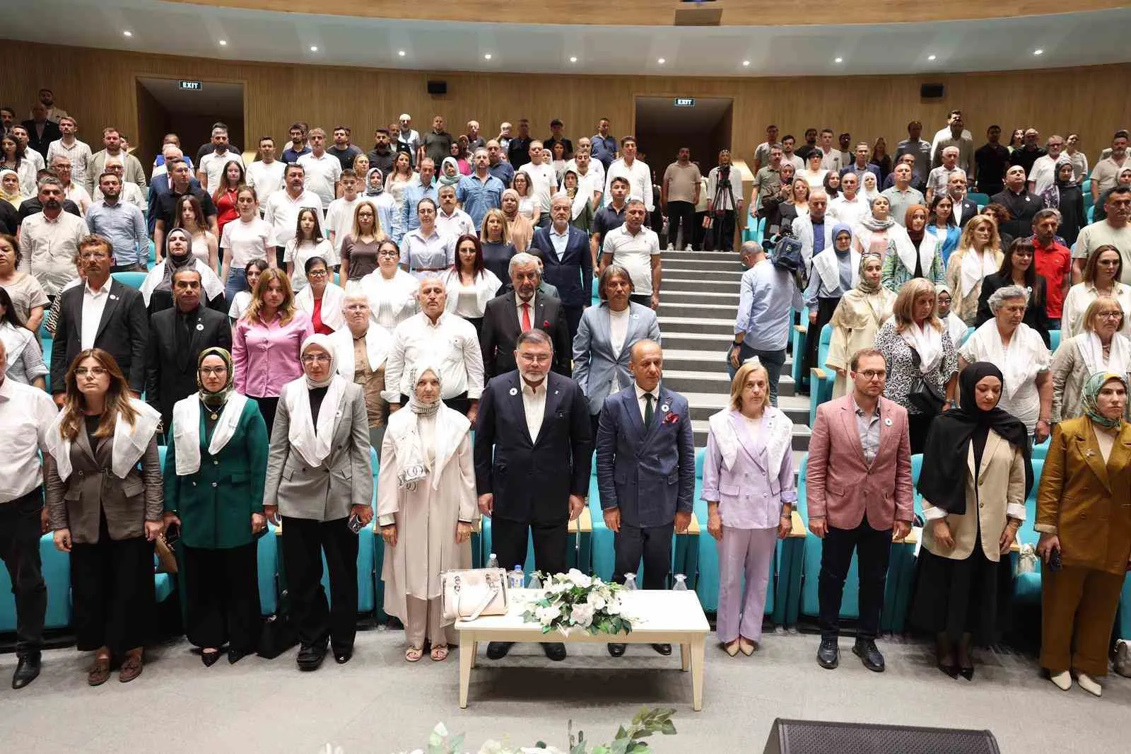 İzmir’de ortak vicdan buluşması: Srebrenitsa ve Gazze’nin acısı aynı çatı altında