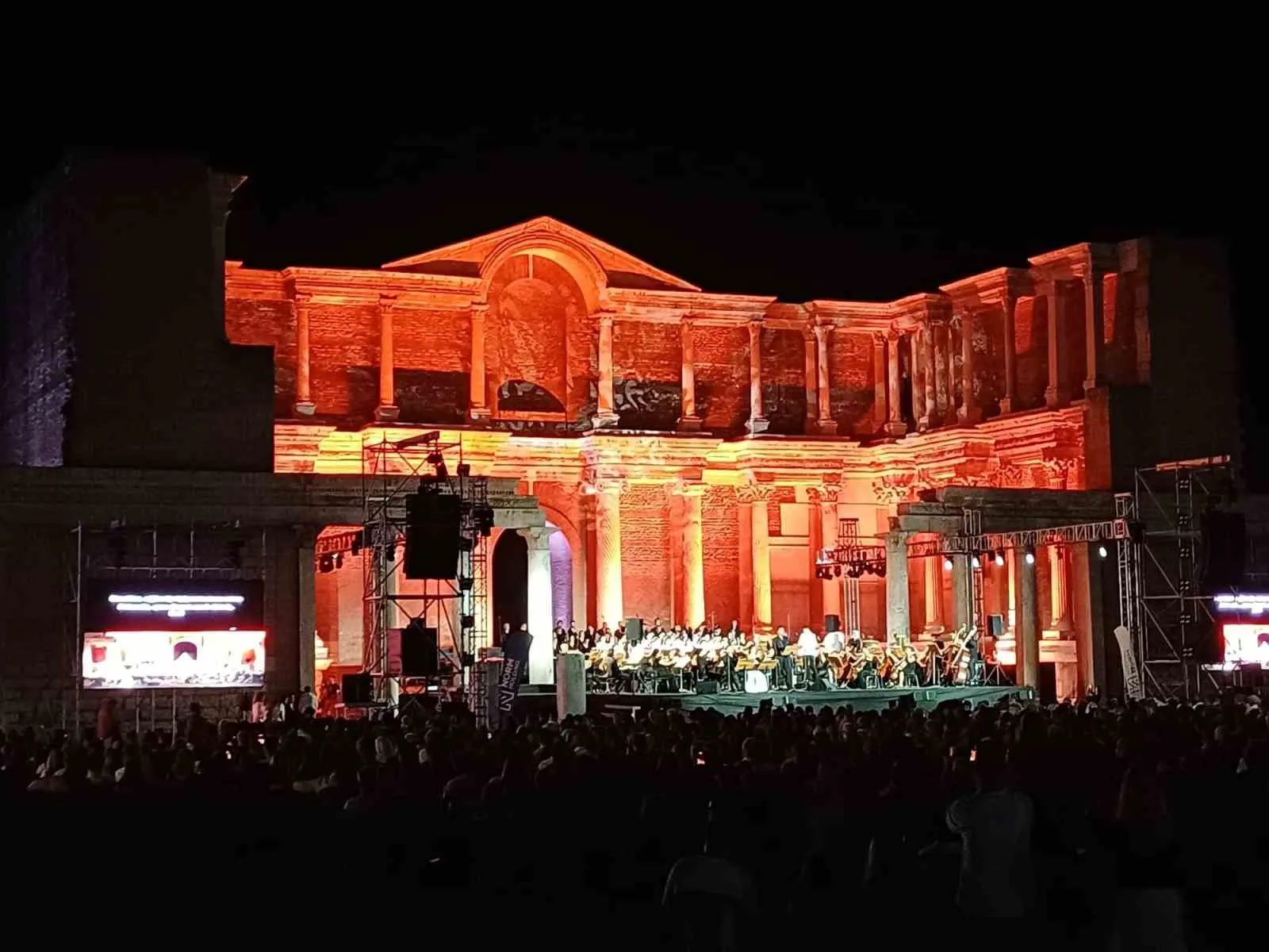 Paranın başkentinde sanat şöleni: Carmina Burana büyüledi