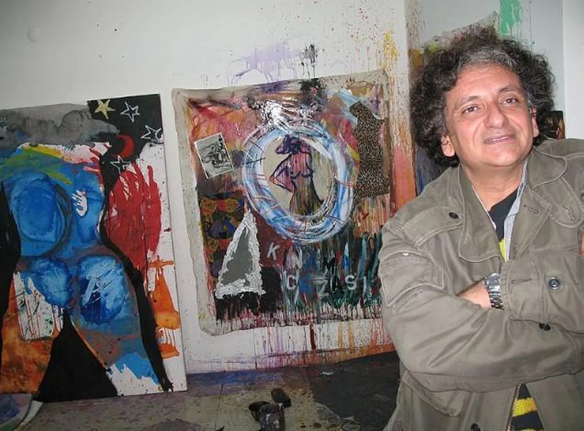 Ayvalık'ta sanat rüzgarı: Ustalar Orhan Peker Sanat Galerisi'nde yeniden hayat buluyor
