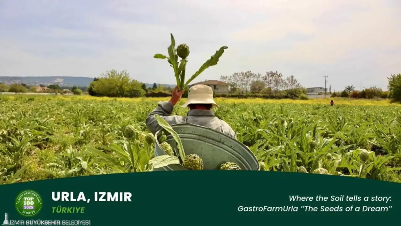 İzmir Büyükşehir Belediyesi, sürdürülebilir turizm vizyonuyla uluslararası arenada kentin adını duyurmaya devam ediyor. İzmir Büyükşehir Belediyesi’nin Selçuk, Urla, Menderes belediyeleri ve paydaşlarla yaptığı çalışmalar sonucunda 2024 Yeşil Destinasyonlar En İyi 100 Hikaye (Green Destinations Top 100 Stories) yarışmasında 3 destinasyon ile ödül kazanıldı. Efes Tarlası Yaşam Köyü, Gastro Farm Urla Festivaller Birliği ve Güm-Öz Turuncu Eller Tarımsal Kalkınma Kooperatifi’nin kazandığı ödüller, Green Destinasyon Konferansı kapsamında gerçekleştirilen törende sahiplerine verildi.