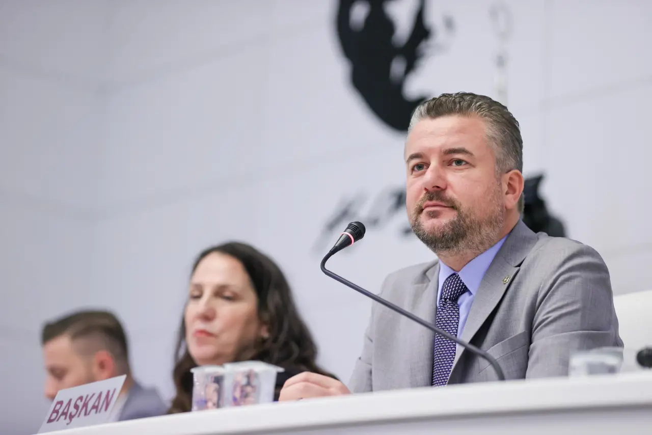 Buca Belediyesi 2026 Mali Yılı Bütçesi, 7 milyar 130 milyon lira olarak belirlendi. Buca Belediye Başkanı Mimar Görkem Duman, “Hazırlanan bütçenin Buca’nın geleceği için güzel işlerde kullanılacağına hiç kimsenin şüphesi olmamasını canı gönülden ifade etmek istiyorum” dedi.