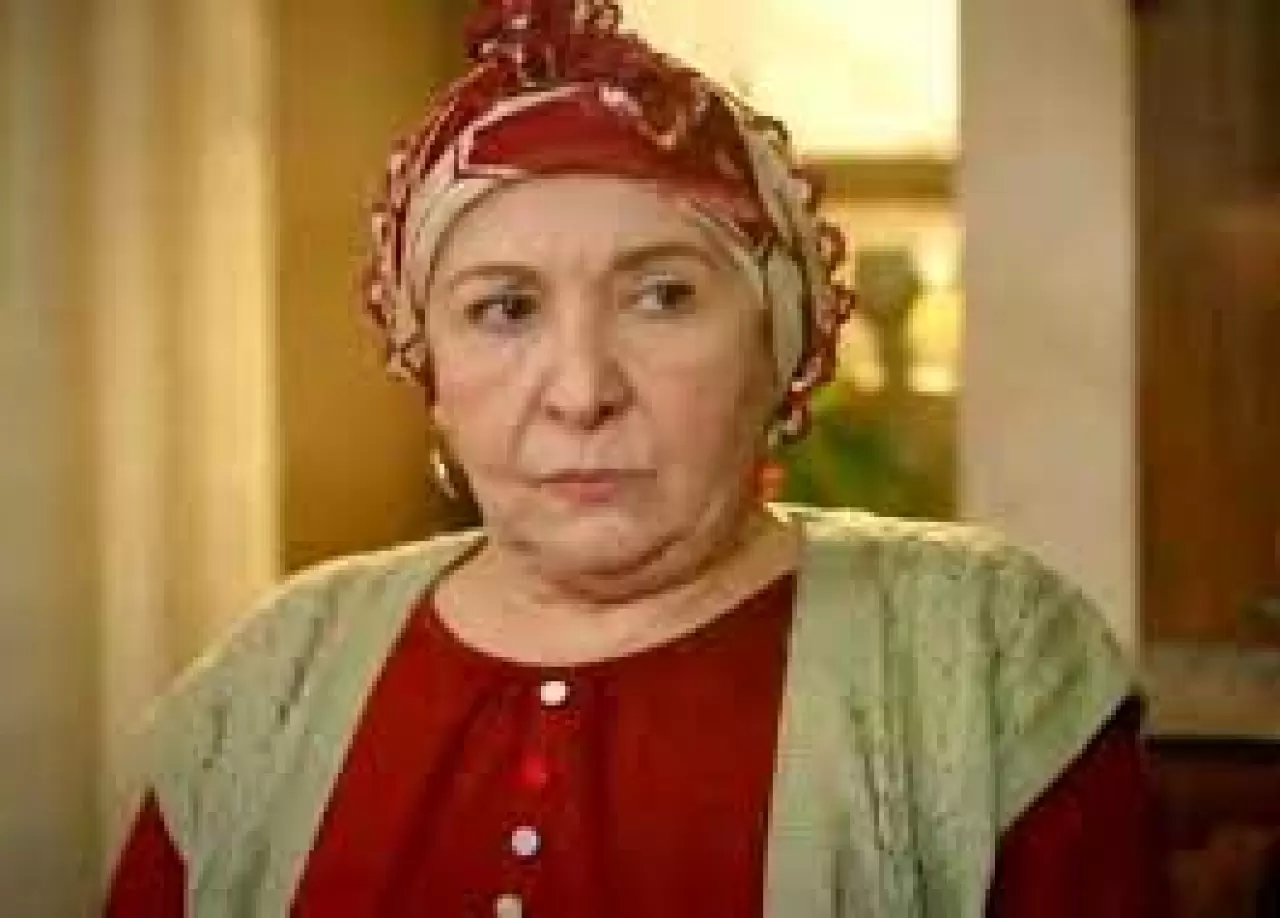 Çiçek Taksi'den Sandık Kokusuna kadar ilerleyen oyunculuğuyla tanınan İnci Şen'in oynadığı diziler, filmler ile birlikte merak edilenler haberimizde. İşte İnci Şen ve onun hakkında merak edilenler...