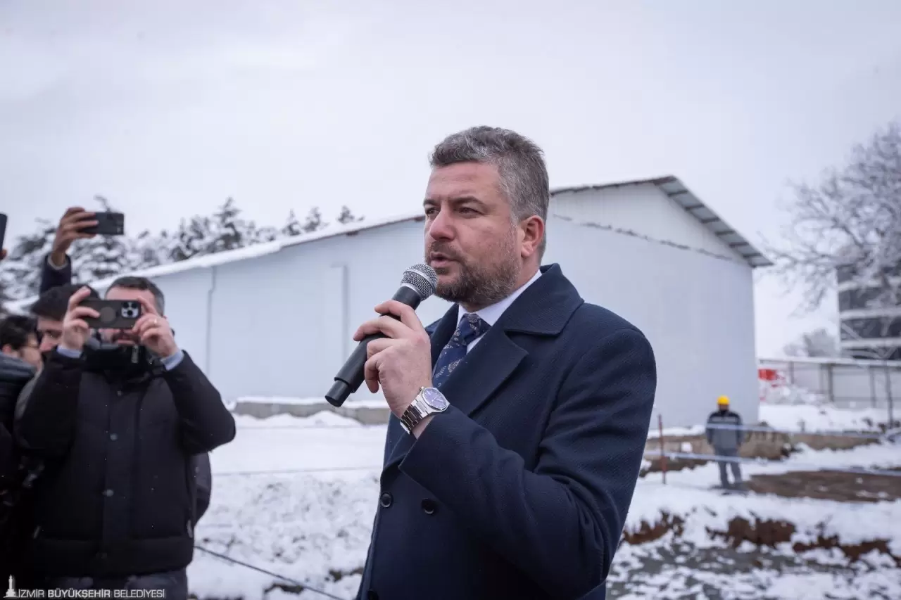 İzmir’den Malatya’ya Kardeşlik Eli: Kadın ve Gençlik Merkezi’nin Temeli Atıldı