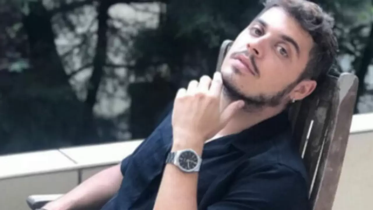 Kanal D'nin yeni dizisi Eşref Rüya kadrosunda yer alan Kerem Alp Kabul'ün hayatı ve kariyerine dair merak edilen her şey! Kerem Alp Kabul kimdir, hangi dizilerde rol aldı?