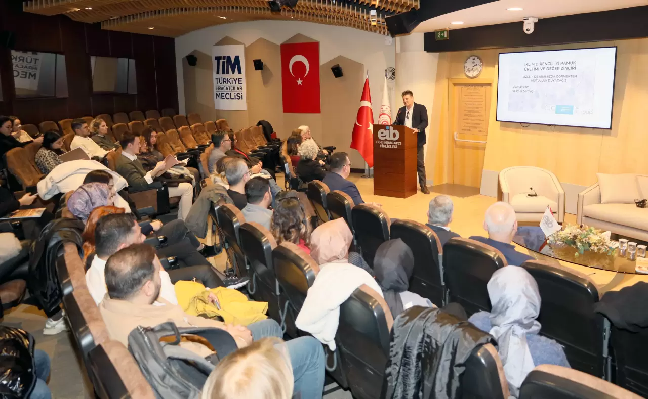 ETO ve IPUD işbirliğiyle gerçekleşen etkinlikte iklim dirençli pamuk üretimi masaya yatırıldı. Pamuk üreticileri ve sektör bileşenleri, geleceğin pamuğu için kritik stratejileri tartıştı.