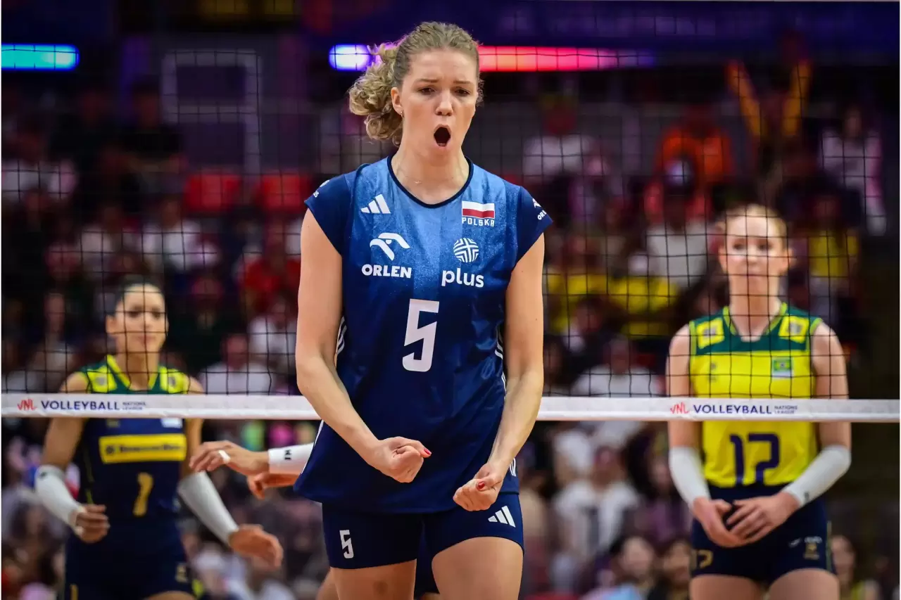 Fenerbahçe Medicana, 2 metre boyu ve blok yeteneğiyle tanınan Agnieszka Korneluk'u kadrosuna kattı. Peki, Agnieszka Korneluk başarıları neler? Detaylar haberimizde..