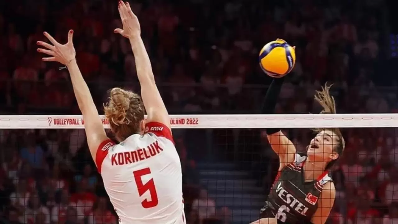 Fenerbahçe Medicana, 2 metre boyu ve blok yeteneğiyle tanınan Agnieszka Korneluk'u kadrosuna kattı. Peki, Agnieszka Korneluk başarıları neler? Detaylar haberimizde..