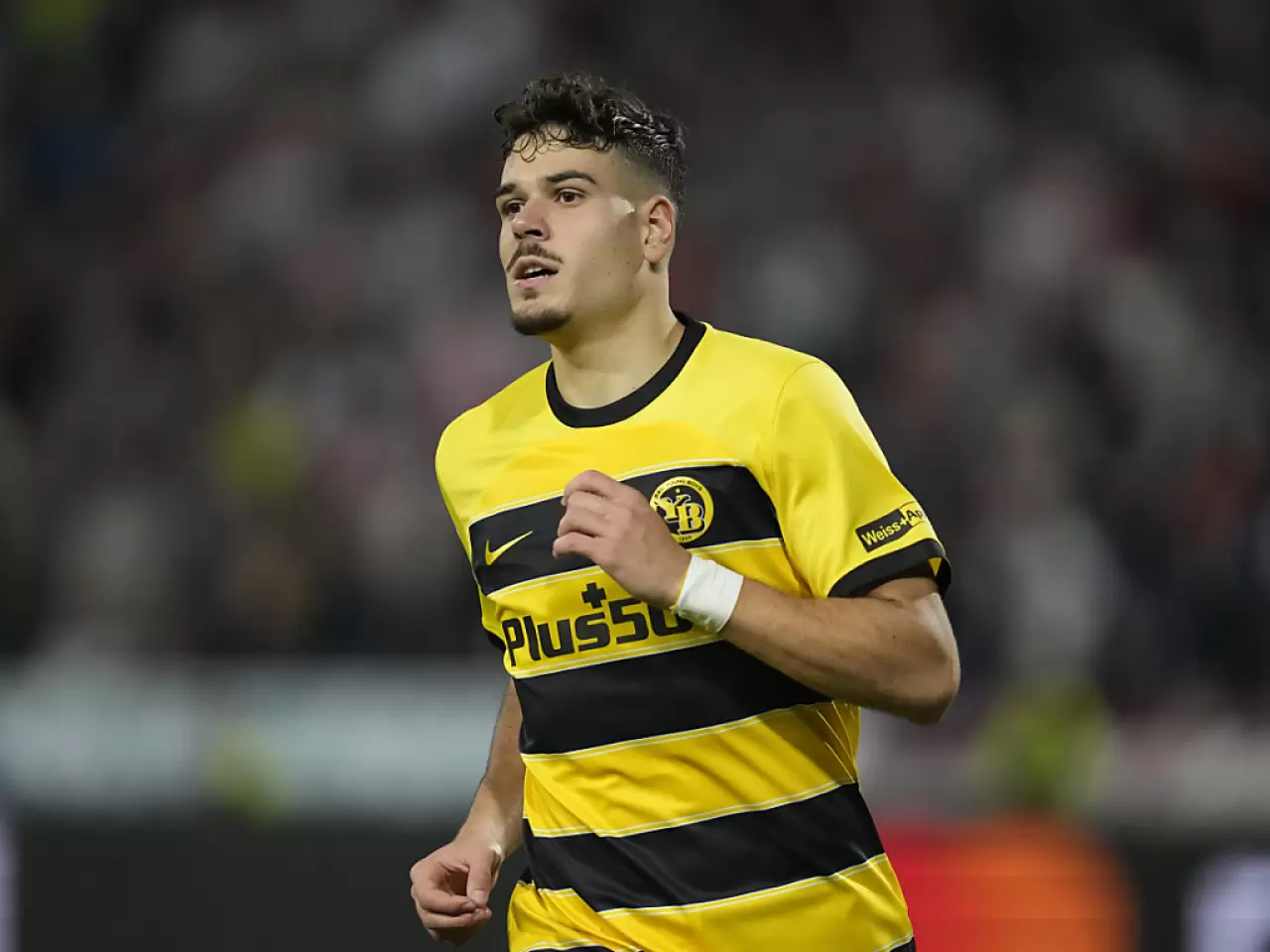 Trabzonspor'un transfer listesine aldığı Filip Ugrinic, Young Boys'taki başarılı performansıyla dikkat çekiyor. Peki, 26 yaşındaki futbolcu kimdir? İşte detaylar...