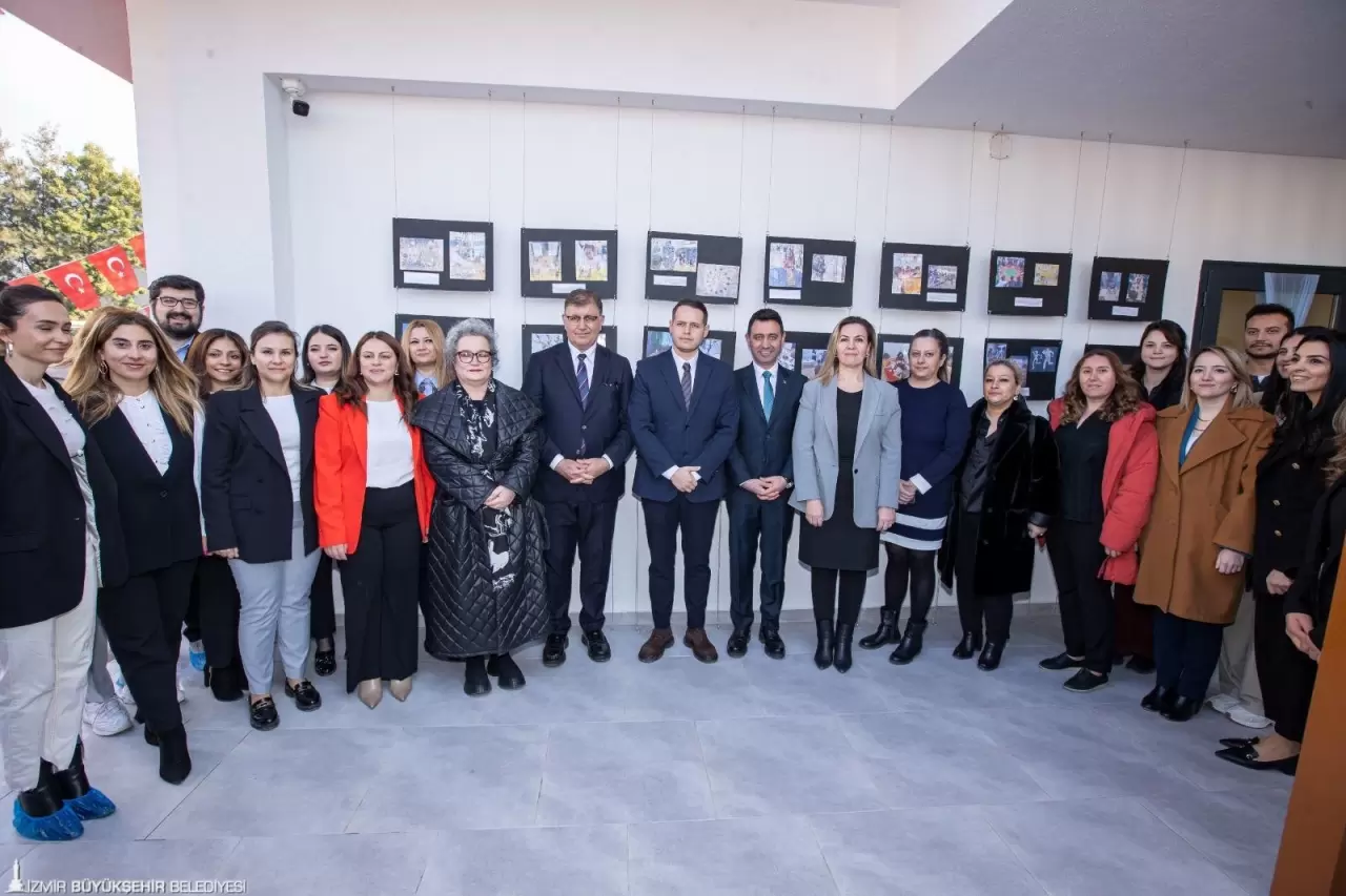İzmir Büyükşehir Belediyesi, Yuvamız İzmir Çocuk Etkinlik Merkezleri’nin sayısını 20’ye çıkardı. Başkan Tugay, bu sayıyı 25’e ulaştırmayı hedeflediklerini söyledi.