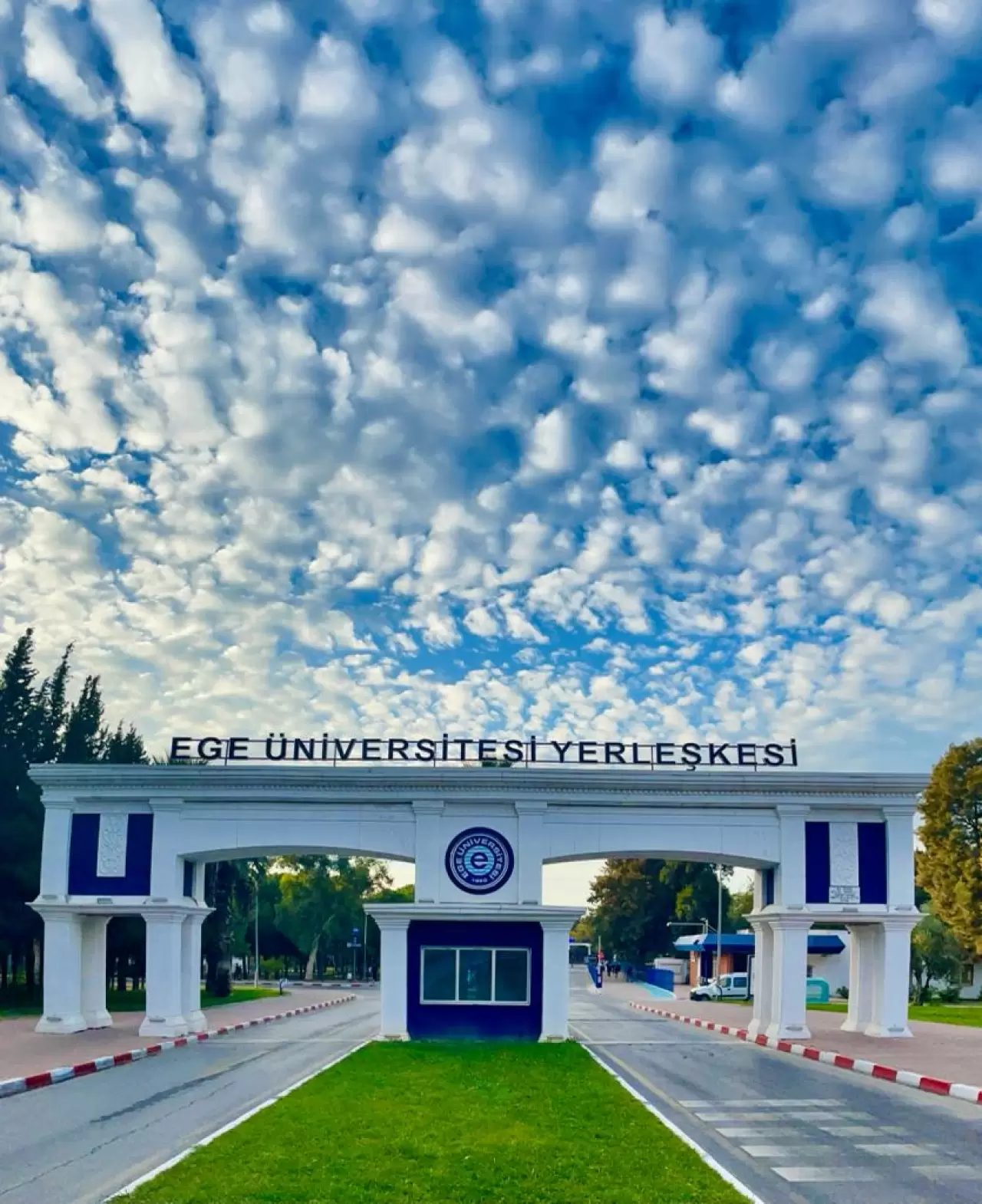 Ege Üniversitesi, Avrupa Komisyonu’ndan “Araştırmada İnsan Kaynakları Mükemmellik Ödülü” alarak Türkiye’de bu başarıya ulaşan dört devlet üniversitesinden biri oldu.