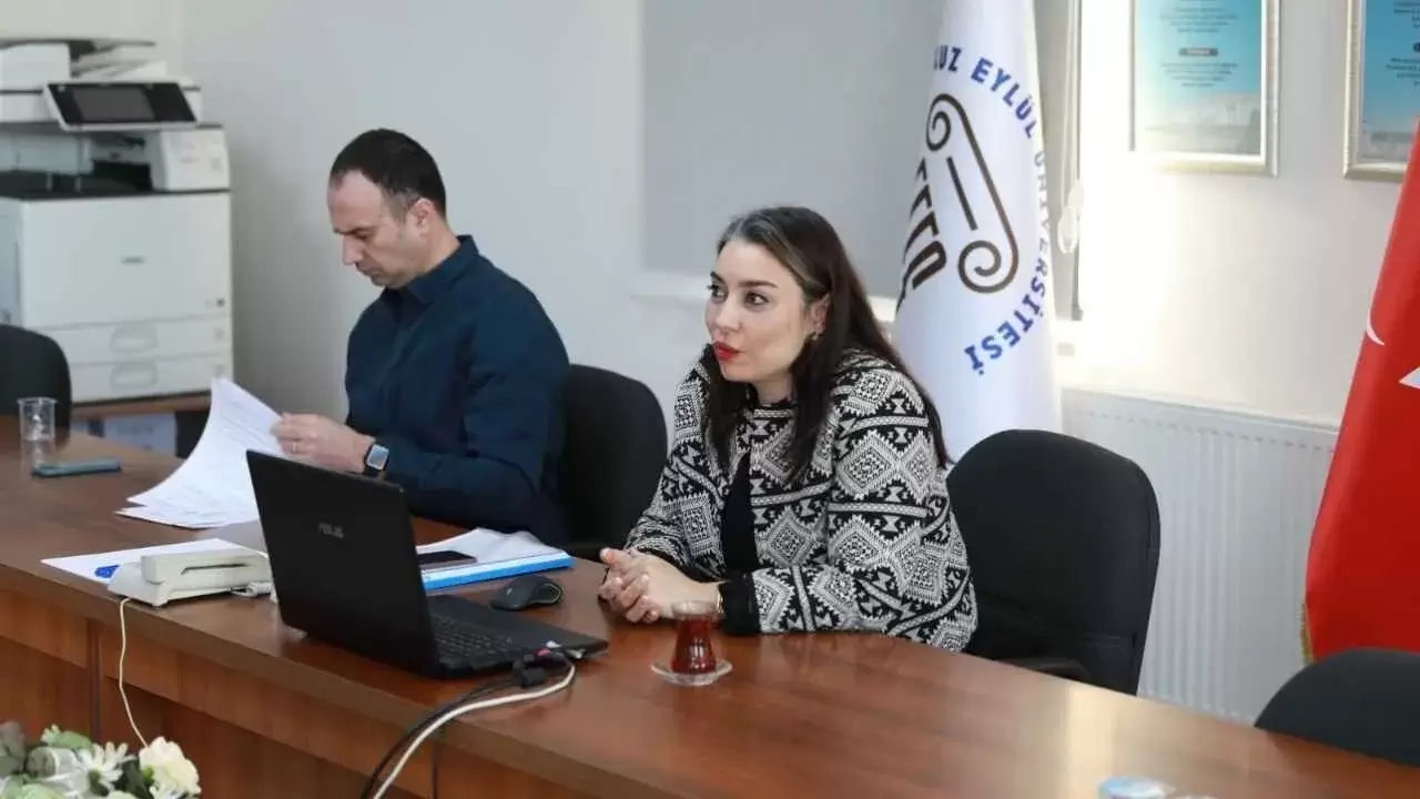 Dokuz Eylül Üniversitesi, Türkiye'nin antik kentlerini depreme karşı korumak için "ANTİKDEM" projesini başlattı. Efes, Pergamon gibi tarihi miraslar nasıl korunacak? Ayrıntılar burada!