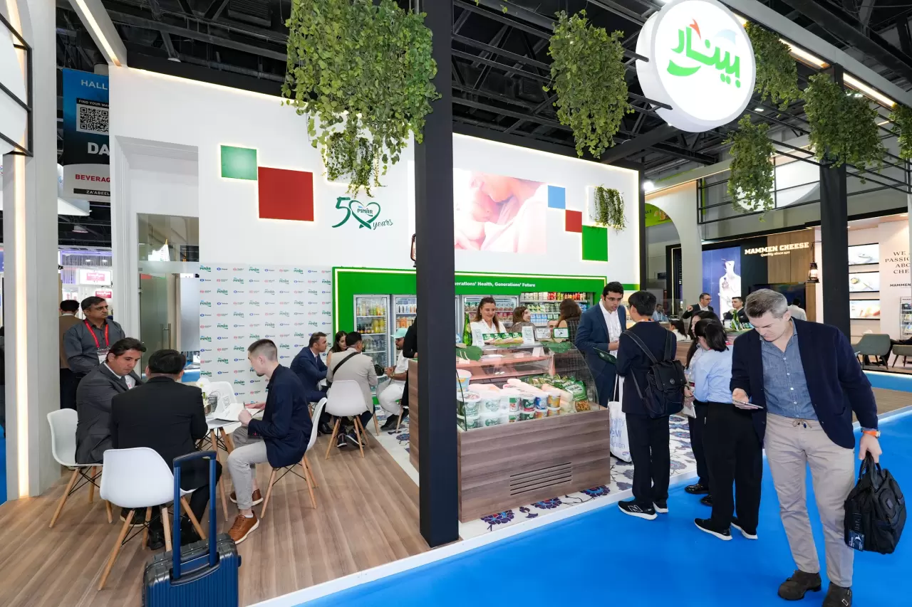 Pınar Labne, 2024'te Fransa, İsviçre ve daha birçok ülkeye ihraç edilerek global pazarda liderliğini pekiştirdi. Ar-Ge ve inovasyonla farklı tatlar sunuyor!