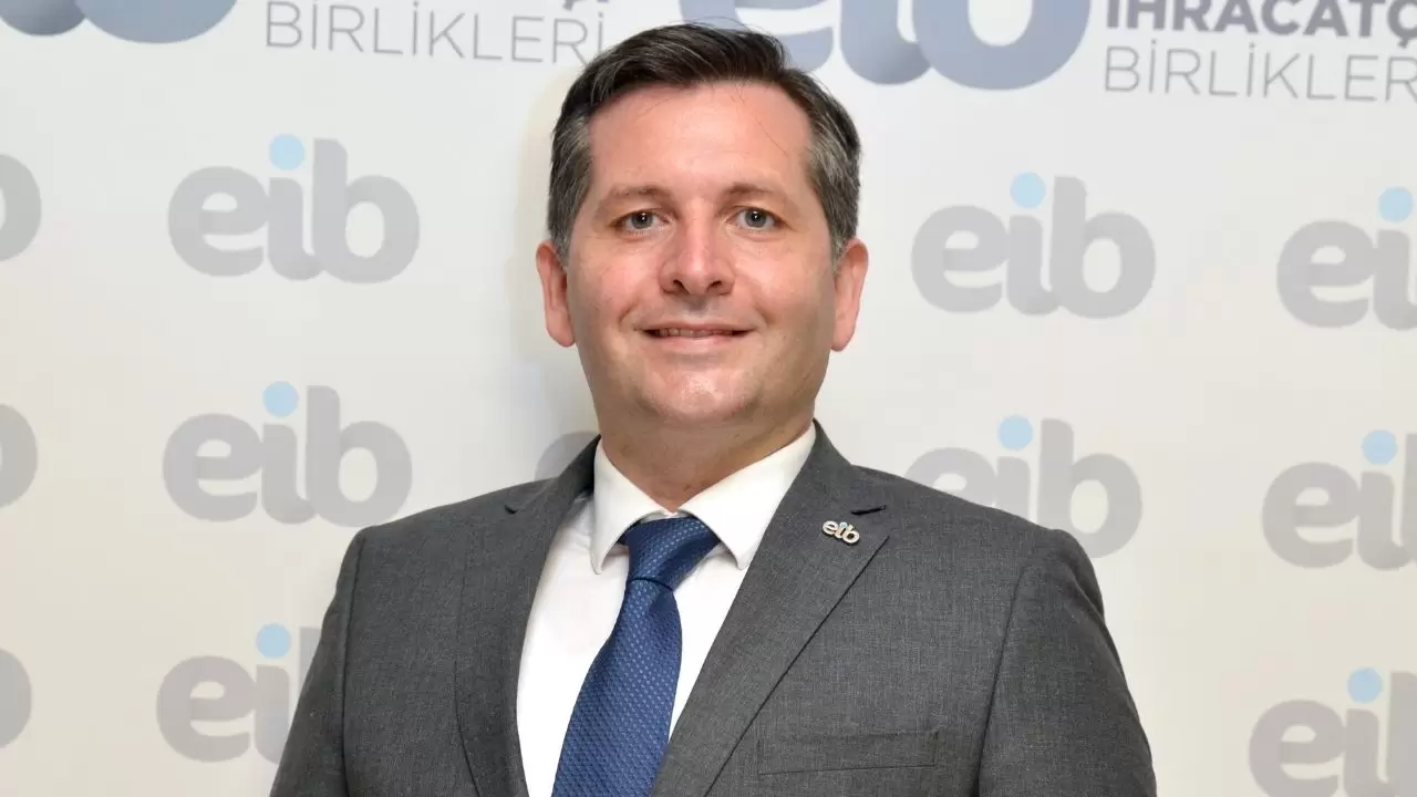 Ege Deri ve Deri Mamulleri İhracatçıları Birliği, İtalya'nın Milano kentinde düzenlenecek MIPEL Fuarı'na ilk kez milli katılım sağlıyor. Türk firmaları için büyük fırsatlar!