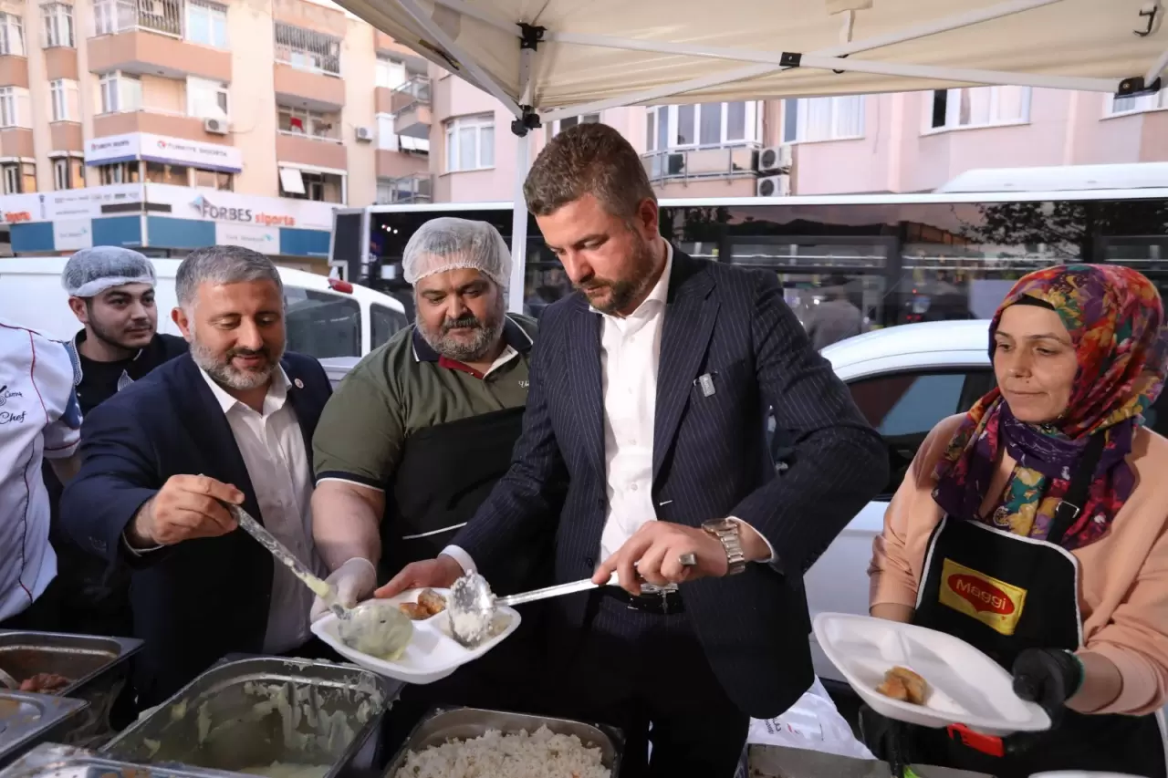 Buca Belediyesi, Ramazan ayında bin kişilik iftar çadırı kuruyor! Sıcak yemek, ney dinletileri ve semazen gösterileriyle geleneksel Ramazan ruhu yaşatılacak!
