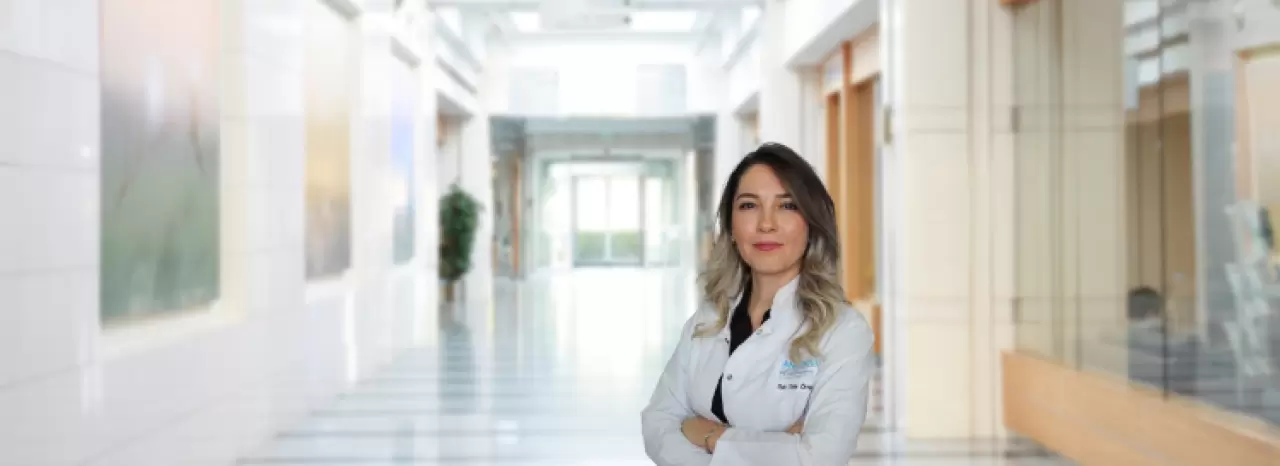 Ramazan ayında sağlıklı oruç tutmak için dikkat edilmesi gerekenler neler? Diyetisyen Tuba Örnek, mide ve bağırsak sorunlarından dehidrasyona kadar orucun olumsuz etkilerini önlemenin yollarını paylaşıyor!