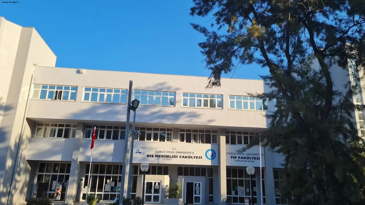 Üniversite sınavı yaklaştıkça sınava girecek öğrenciler üniversiteleri ve fakülteleri araştırmaktadır, İzmir'de olan üniversitelerden biri olan Dokuz Eylül Üniversitesinde bulunan fakülteleri sizler için haberimizde derledik.