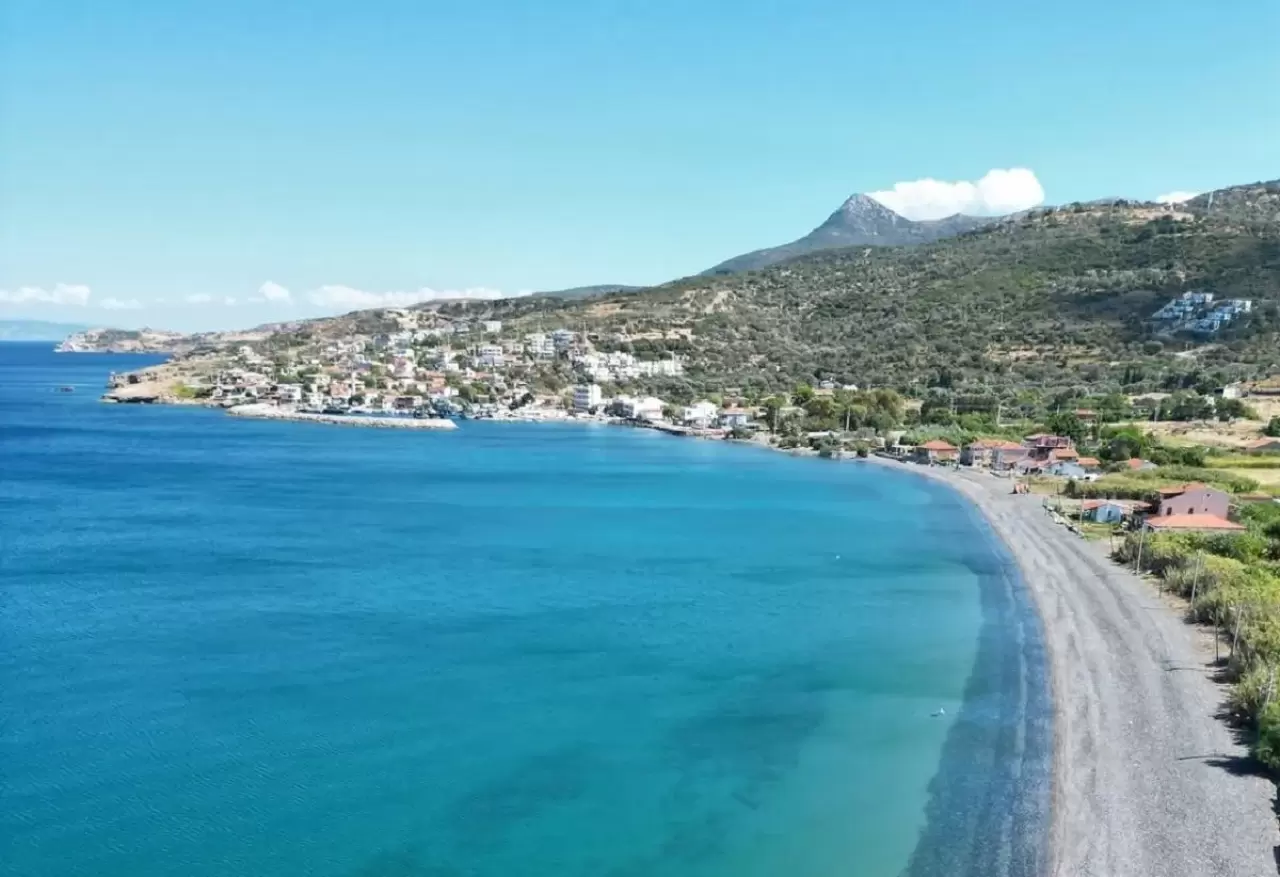 Yazın tatil yapmak ve aynı zamanda serinlemek isteyenlerin aklına sahiller gelmektedir. Yeniliman Sahili hakkında merak edilenleri haberimizde derledik.