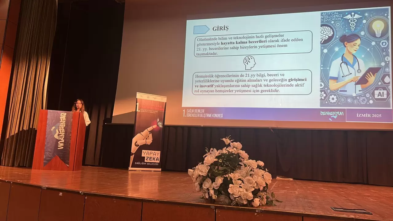 Ege Üniversitesi Hemşirelik Fakültesi öğrencisi Damla Değirmen’in yürütücülüğünü yaptığı,  TÜBİTAK 2209-A Üniversite Öğrencileri Araştırma Projeleri Destekleme Programı tarafından desteklenen proje,  I. Ulusal Sağlık Bilimleri Lisans Öğrencilerini Geliştirme Kongresi’nde “Sözel Bildiri Birincilik Ödülü”nü almaya hak kazandı.