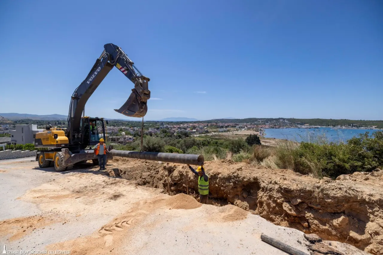İzmir Büyükşehir Belediye Başkanı Dr. Cemil Tugay, Ege’de SonSöz TV’de gündeme ilişkin soruları yanıtladı. Görev sürecini “İyi bir yoldayız” sözleriyle değerlendiren Başkan Tugay, su sorunu hakkında da konuştu. 