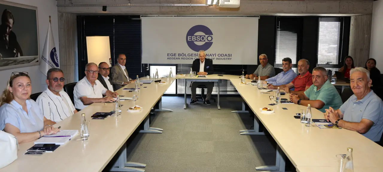 Son yasa değişikliği ile karşı karşıya gelen zeytin ve maden sektör temsilcileri aynı masada buluştu.