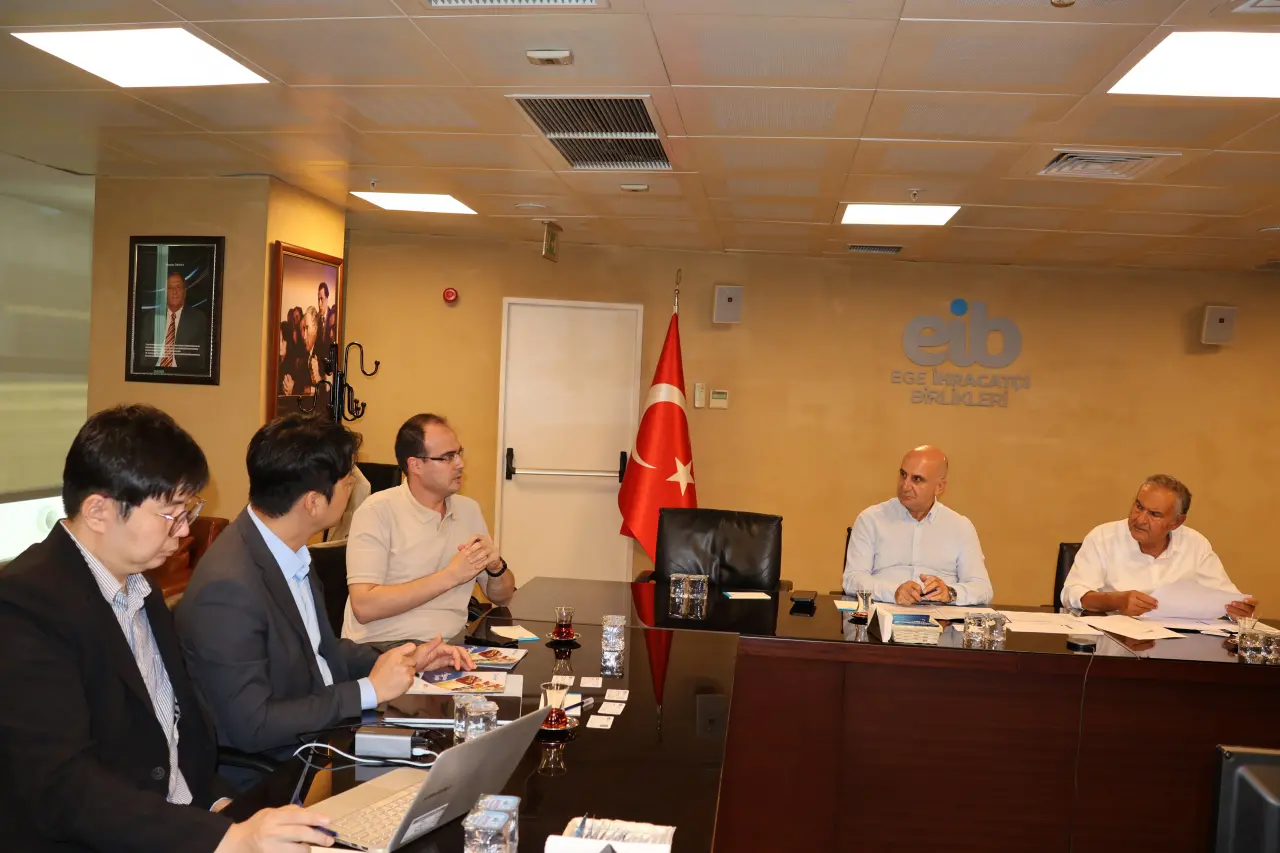 Dünya’nın gıda ambarı Türkiye, hedef pazarları arasında yer alan Güney Kore’ye 2024 yılında ihracatını yüzde 34’lük artışla 145 milyon dolara taşıdı. Türk gıda ihracatçıları, Güney Kore’ye gıda ürünleri ihracatını daha da artırmak için Kore Menşei Bilgi Kurumu’yla iş birliği yapacak.