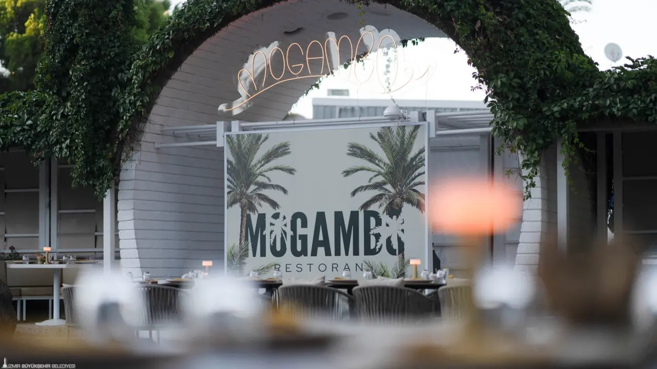 İzmir’in ve Kültürpark’ın simgelerinden Mogambo, Güzel İzmir Hareketi ve Grand Plaza iş birliğiyle 94’üncü İEF kapsamında restoran ve şehir kulübü olarak yeniden hizmete açıldı. 