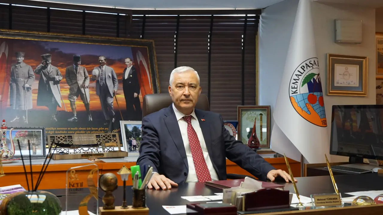 Kemalpaşa Belediyesi, Armutlu Mahallesi’nde yıllardır atıl duran eski düğün salonunun yerine, bölgeye modern semt merkezi ve düğün salonu kazandırıyor